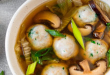 Фото - Суп с грибами шиитаке и фрикадельками