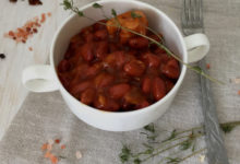 Фото - Свинина с фасолью в томатном соусе