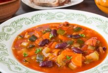 Фото - Летний овощной суп с красной фасолью