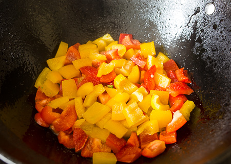 Паста-салат с жареными овощами